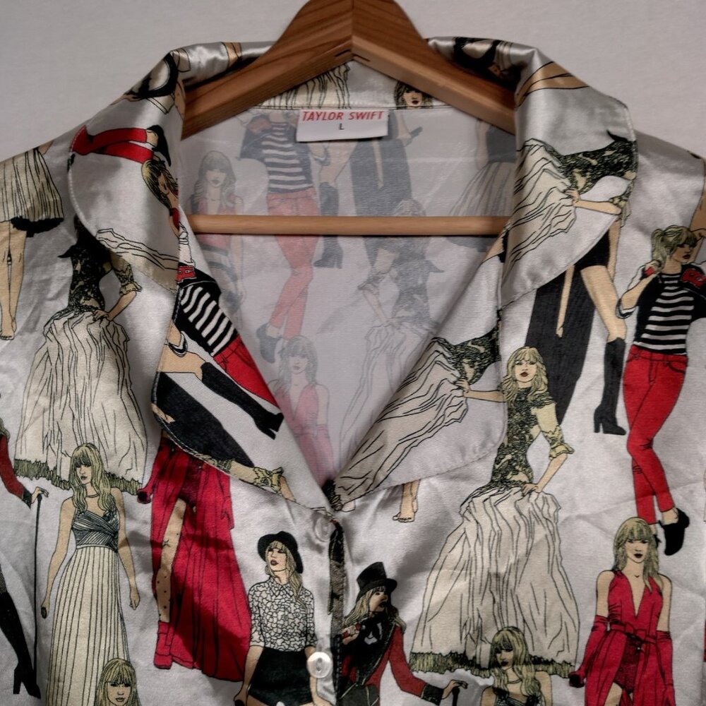Taylor Swift Pajama Top Shirt Women Large Satin Long Sleeve Red Era Swiftie - Picture 5 of 16